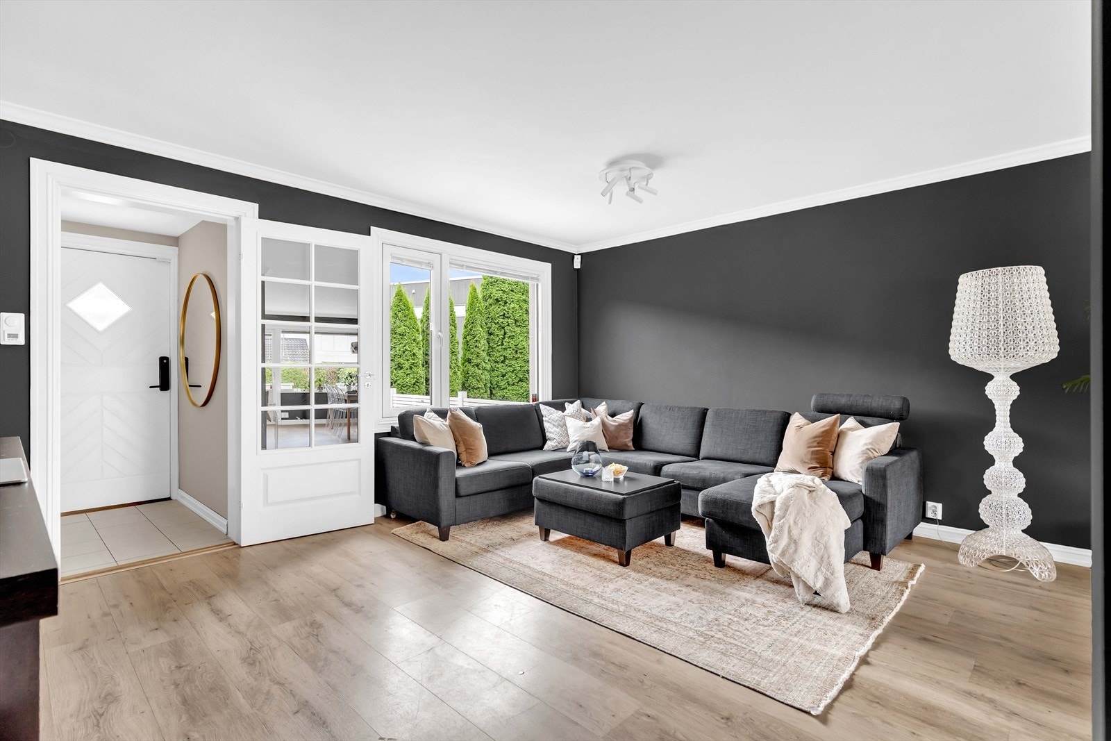 Plass til stor sofagruppe. Galleribilde
