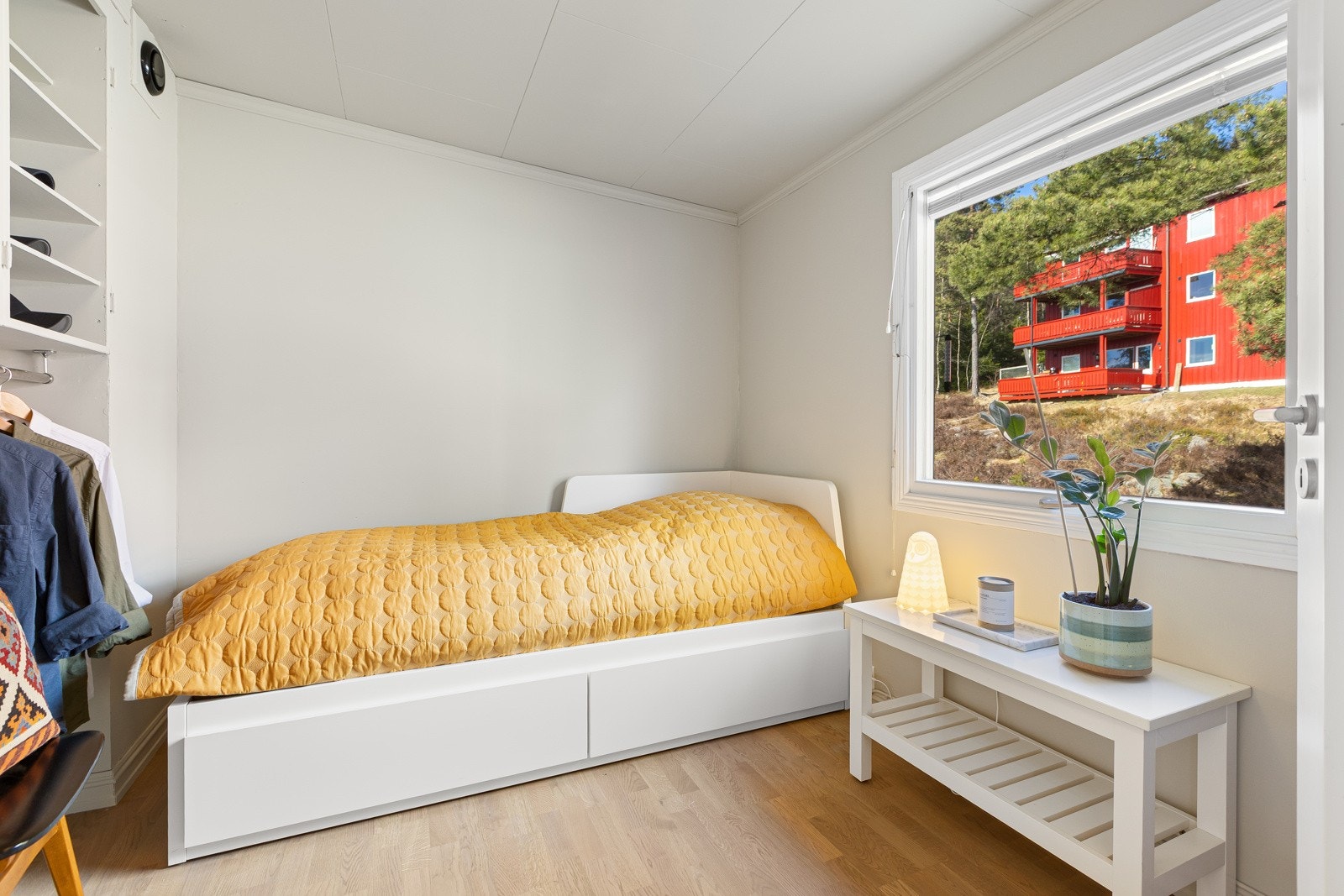 Det andre soverommet er ideelt som gjesterom, barnerom eller kontor. Galleribilde