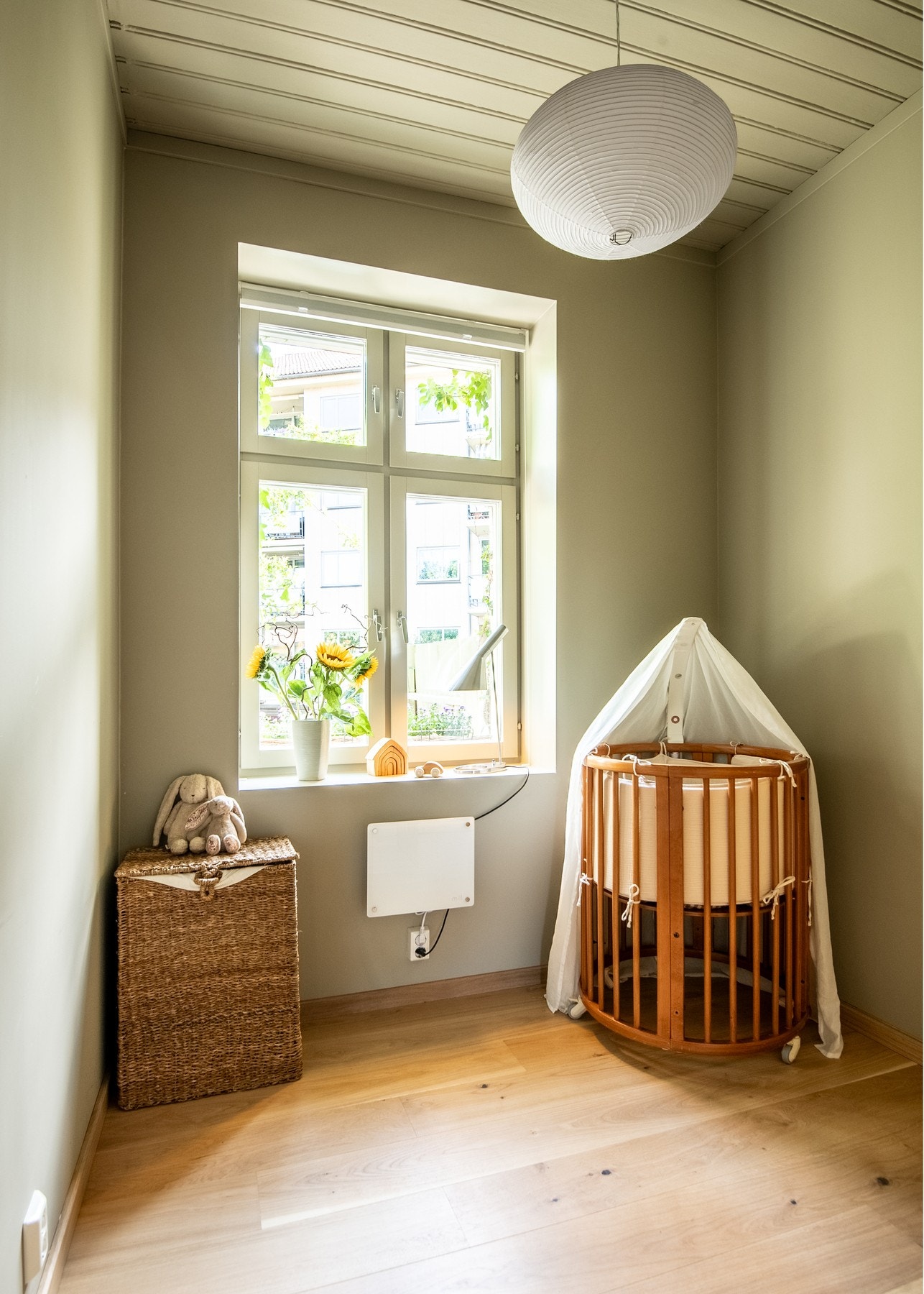 Soverom 2 egner seg ypperlig som gjesterom, barnerom eller kombinert gjesterom og hjemmekontor - alt etter behov. Galleribilde