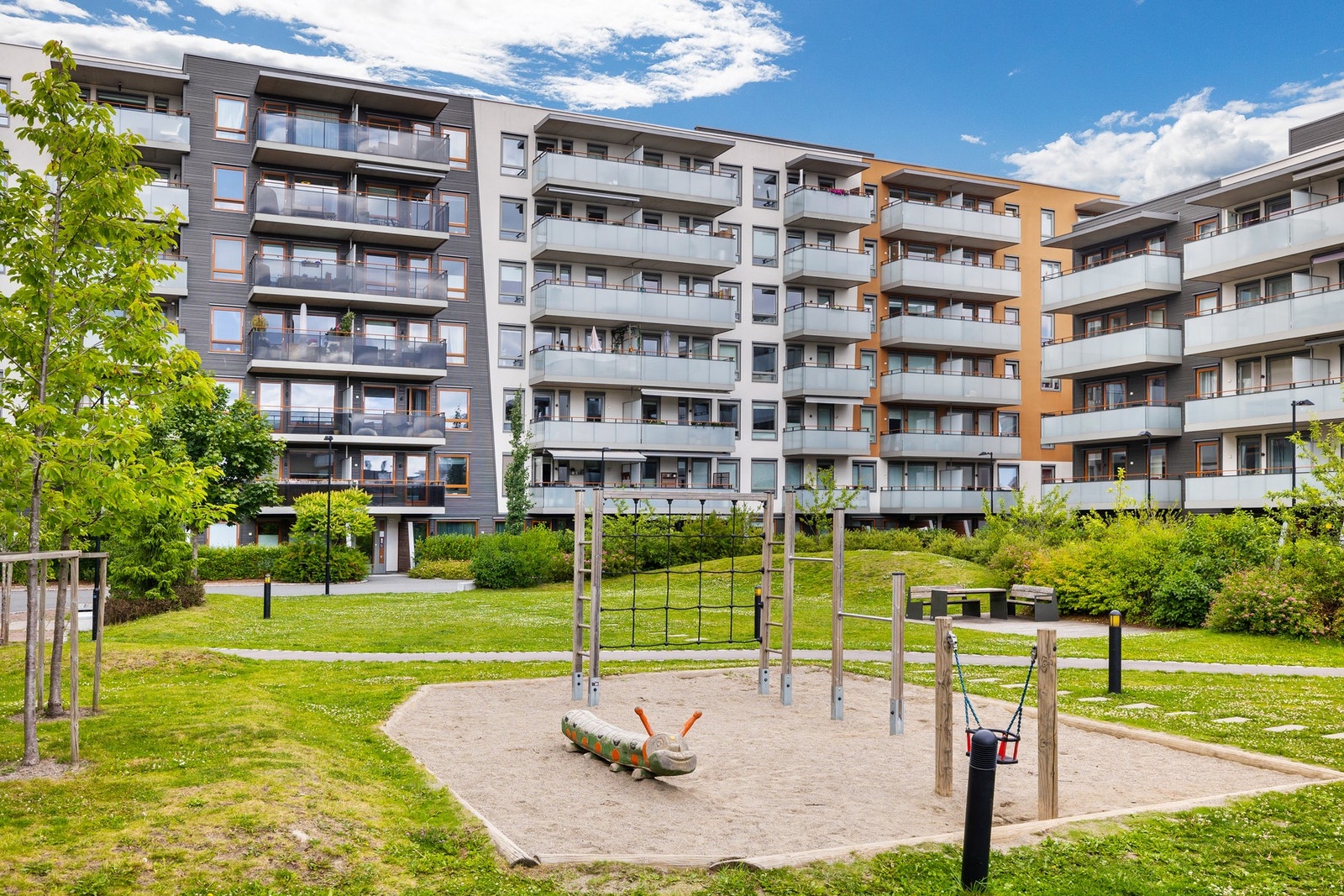 Lekeplass for beboerne Galleribilde