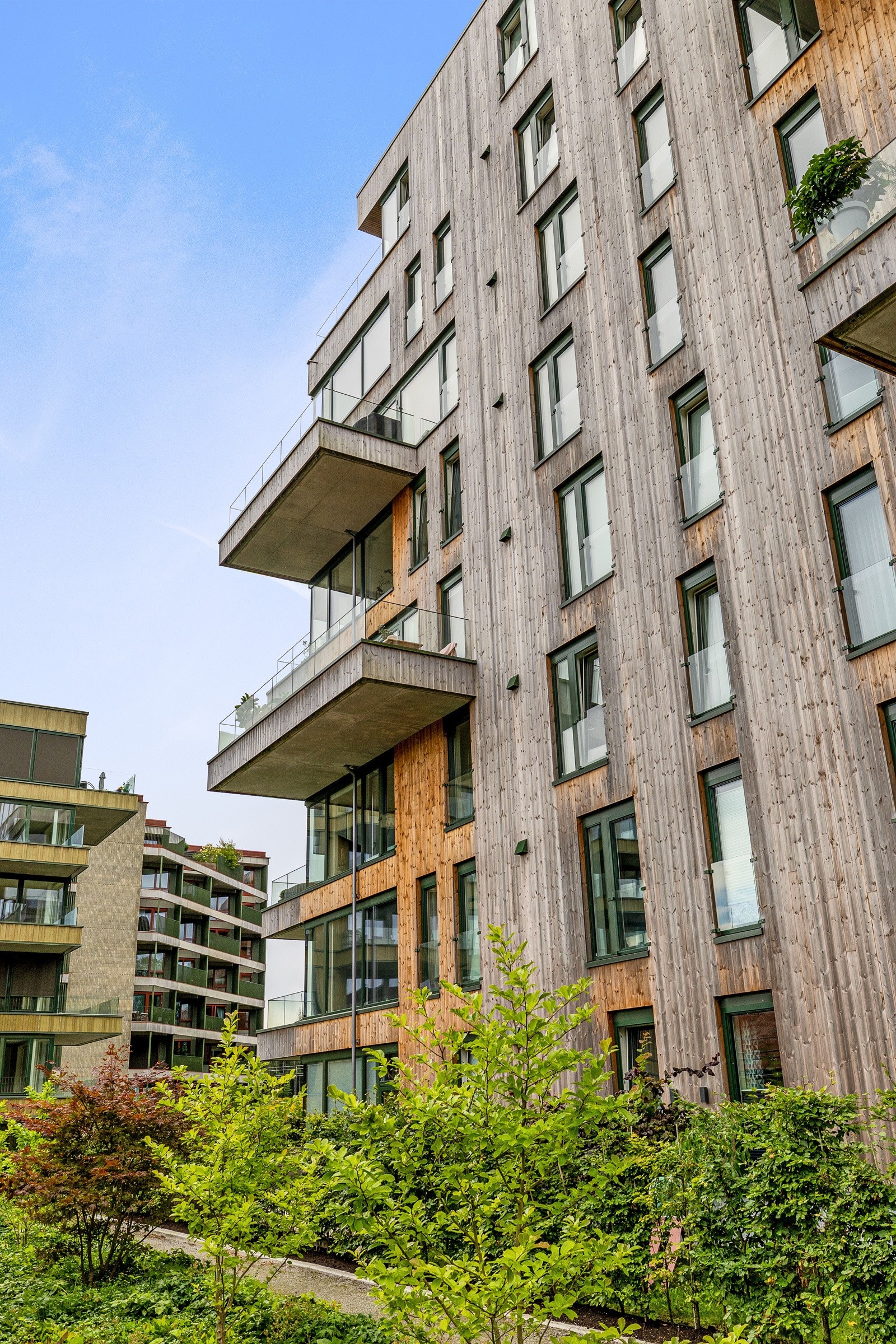 Magasinparken er et nytt og moderne boligområde med flott arkitektur, beliggende bare noen hundre meter vest for Ski sentrum. Galleribilde