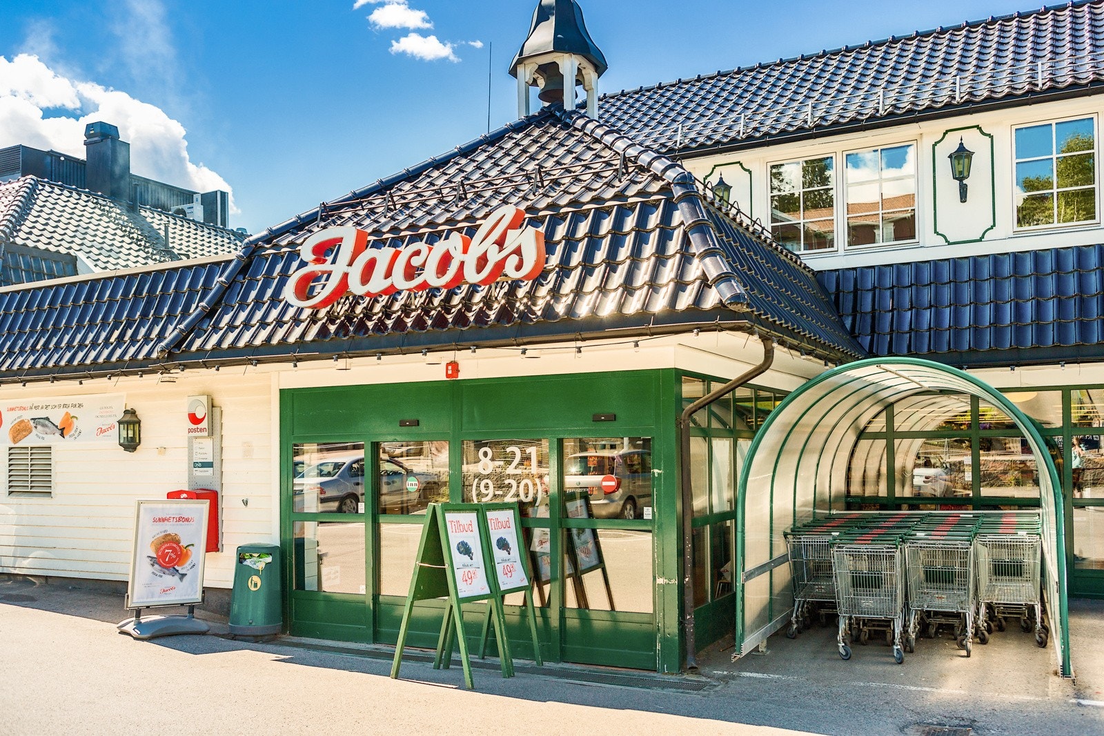Ca. 250 meter til annerkjente Jacobs som ble oppusset i 2024 (gamle Jacobs avbildet) Galleribilde