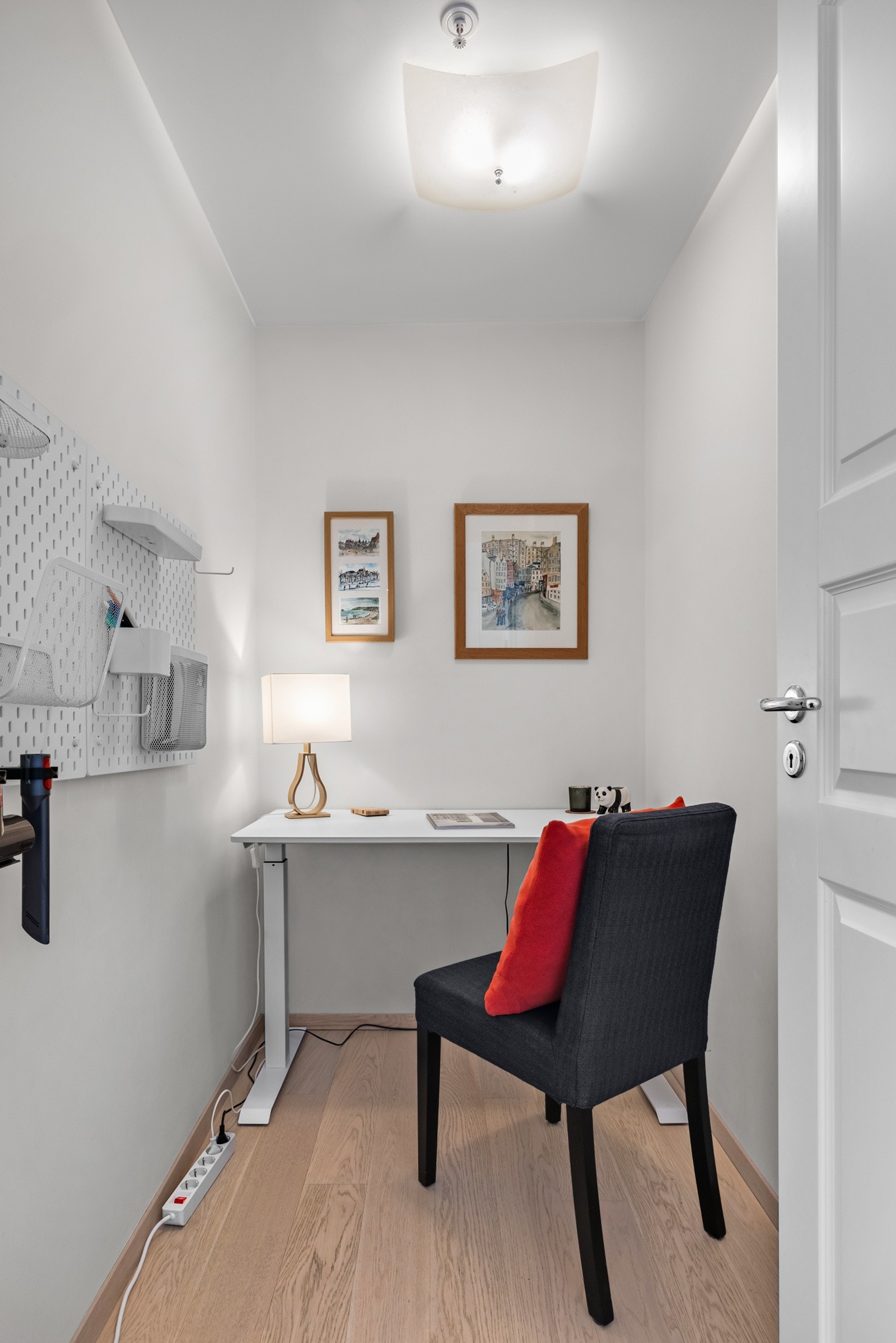 Innvendig bod i 1.etg med flere bruksområder Galleribilde