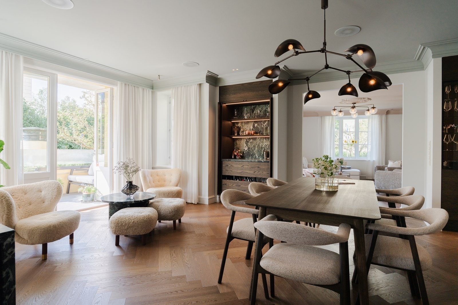 Velkommen til Thomas Heftyes gate 29 - Stor 5/6-roms på 187 kvm med høy standard presentert av Nordvik v/ Vemund Thorkildsen og Tobias Due. Galleribilde