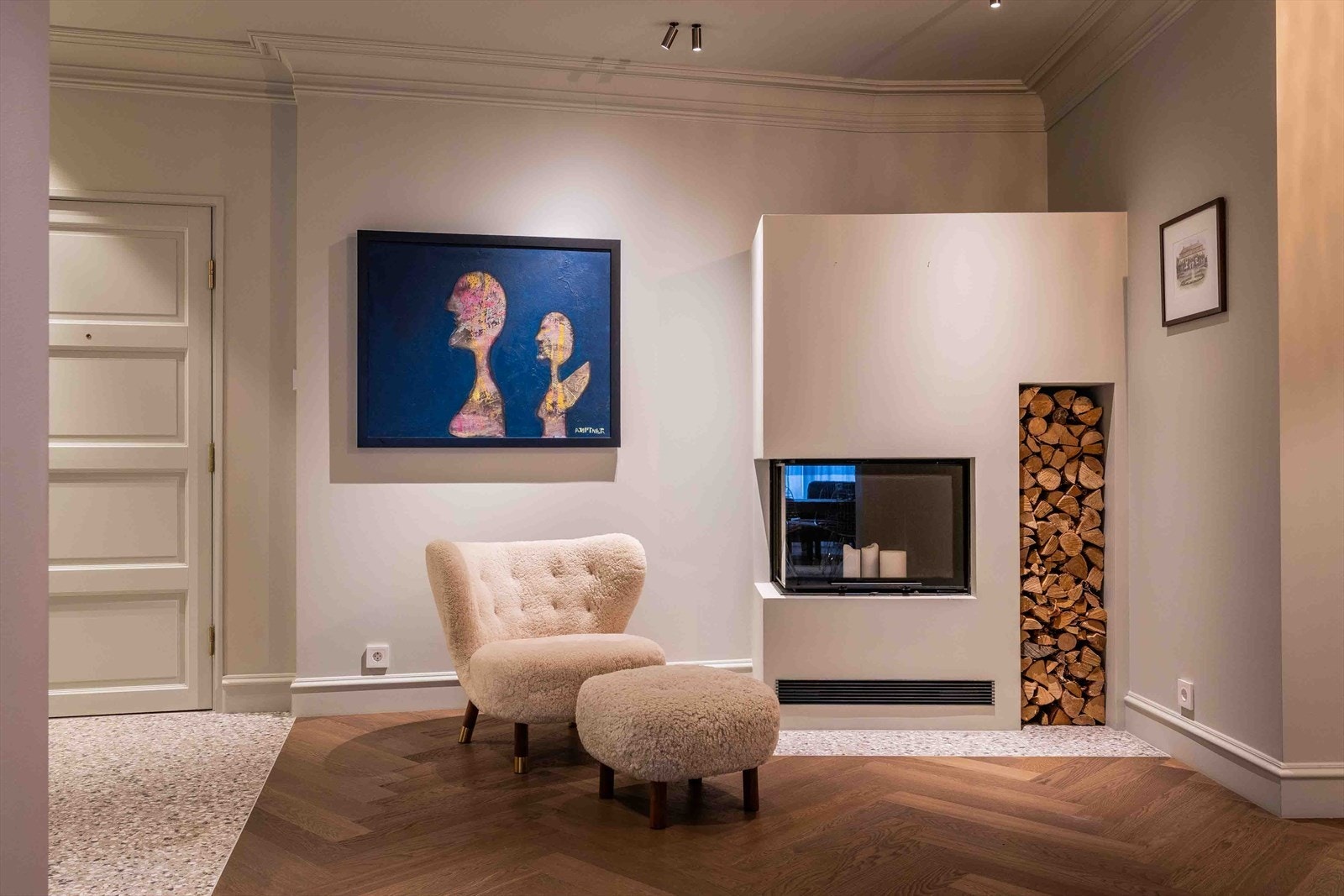 Trappefri adkomst via heis i baktrapp. Galleribilde