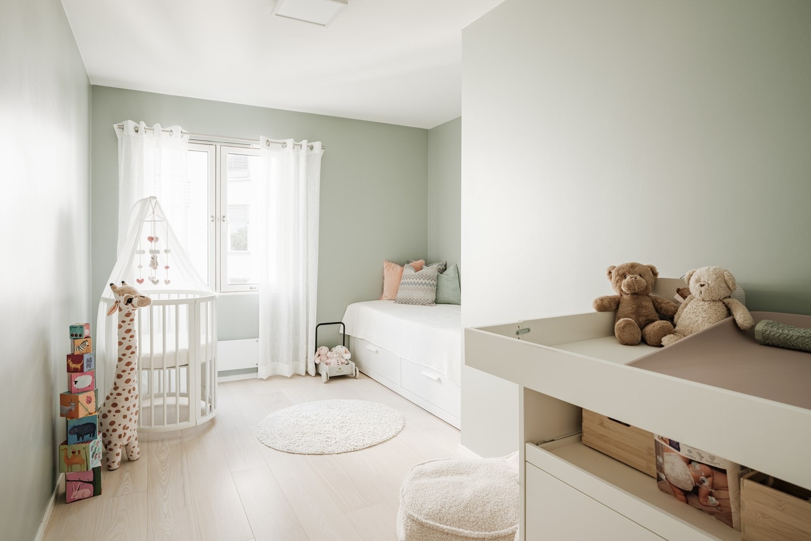 Leiligheten har to romslige soverom. Galleribilde