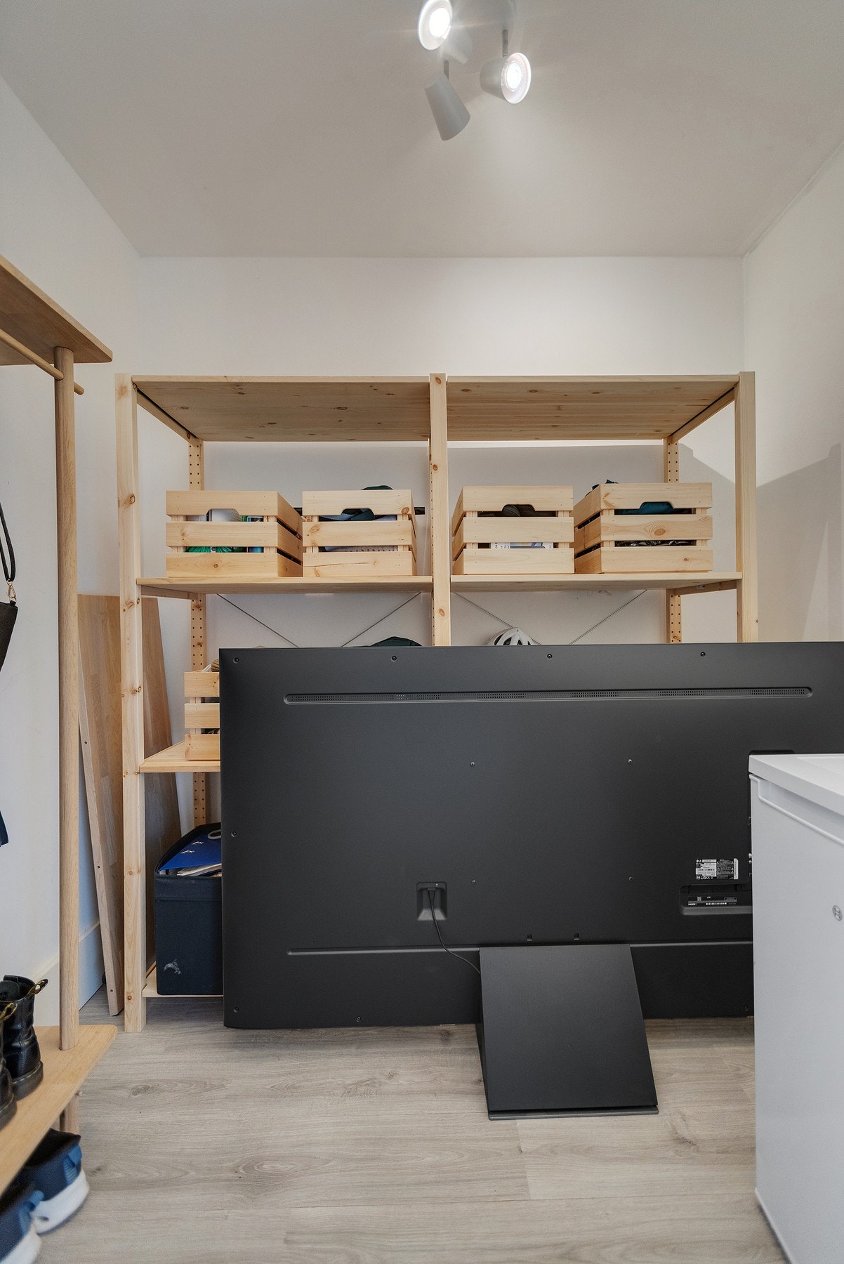 Innvendig bod på ca. 4 kvm. Galleribilde