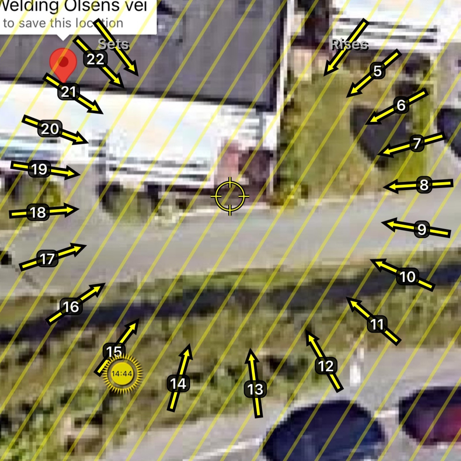 Illustrasjonen viser kun solstrålenes retning. Markterrassen har en sydvendt beliggenhet. Galleribilde