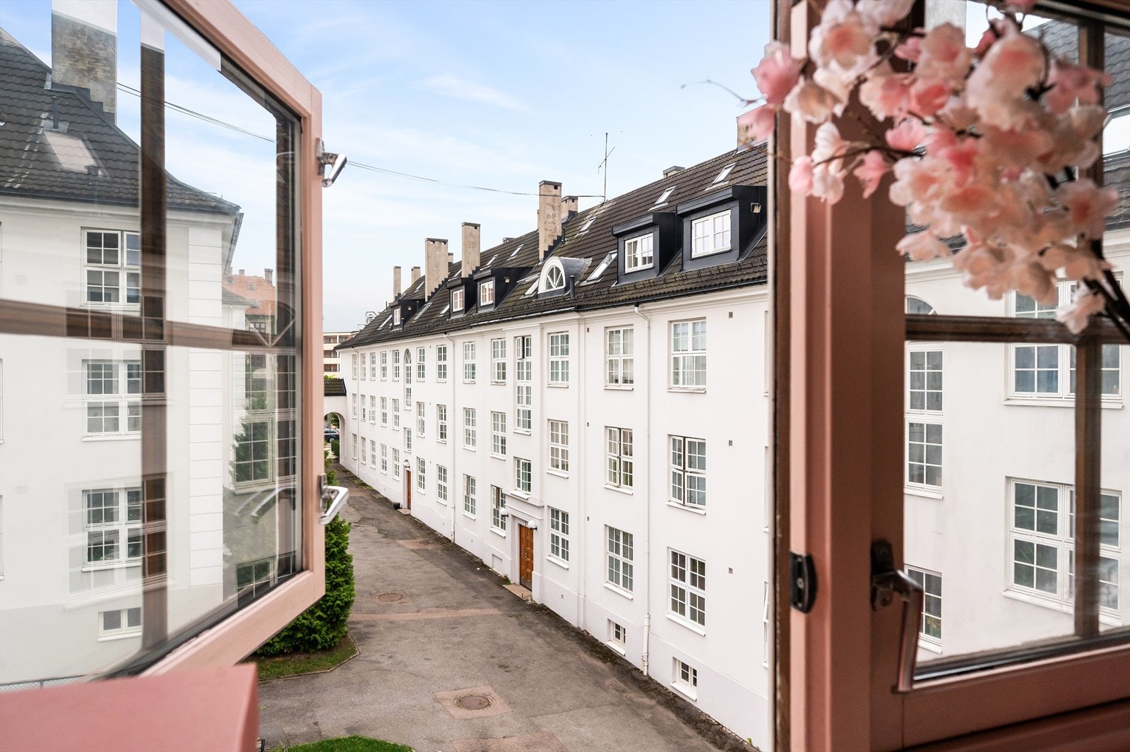 Utsikt mot fellesområdene fra soverom. Galleribilde