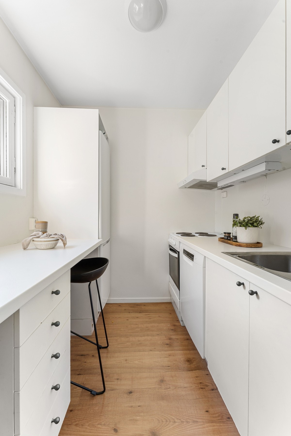 Videre adkomst til separat kjøkken. Galleribilde