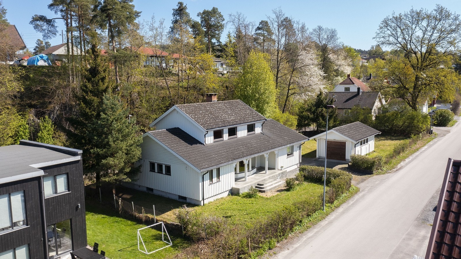 Eiendomsmegler Norge ved Atle Rex Lundgren presenterer Rønningvegen 30 Galleribilde