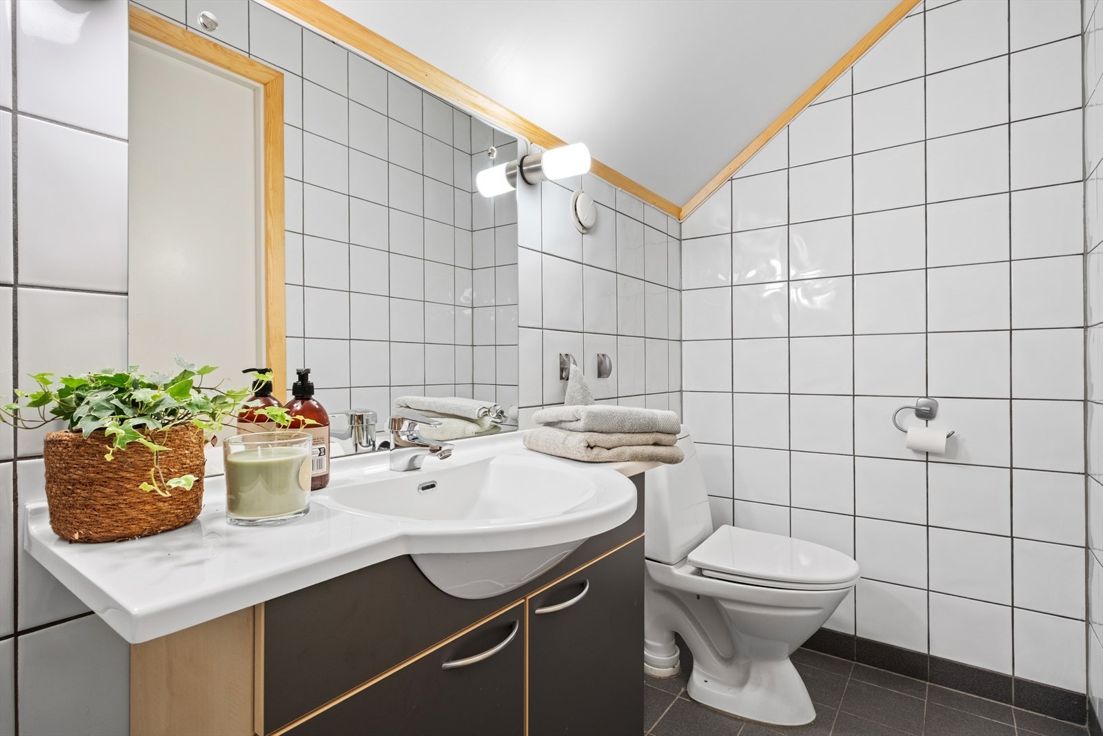 Badet i 2. etasje er på 3,5m². Galleribilde