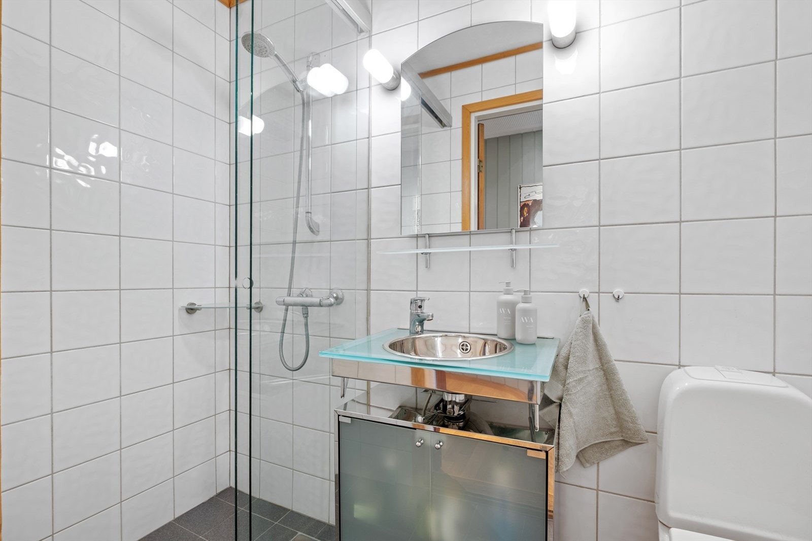 I gangen får dere et toalett på 2,5 m². Galleribilde