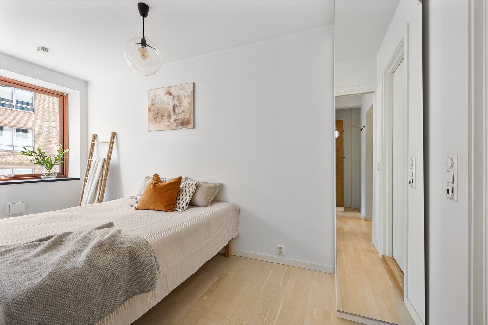 Rommet oppleves som lyst og luftig Galleribilde