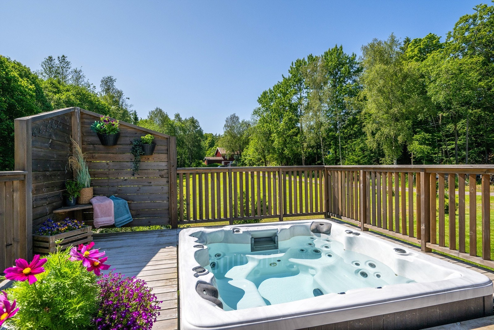 Terrasse med jacuzzi Galleribilde