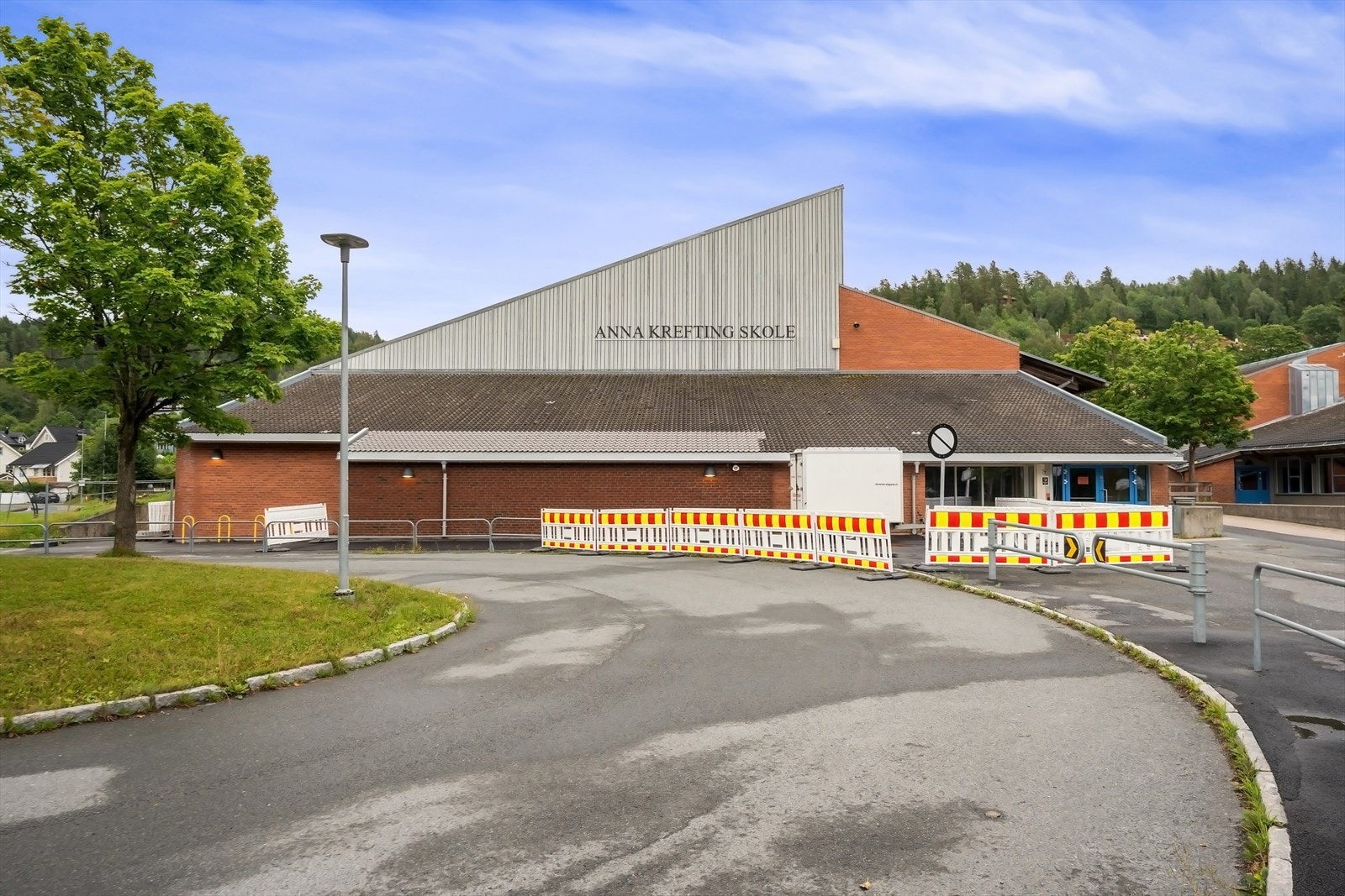 Nærliggende lokal skole Galleribilde