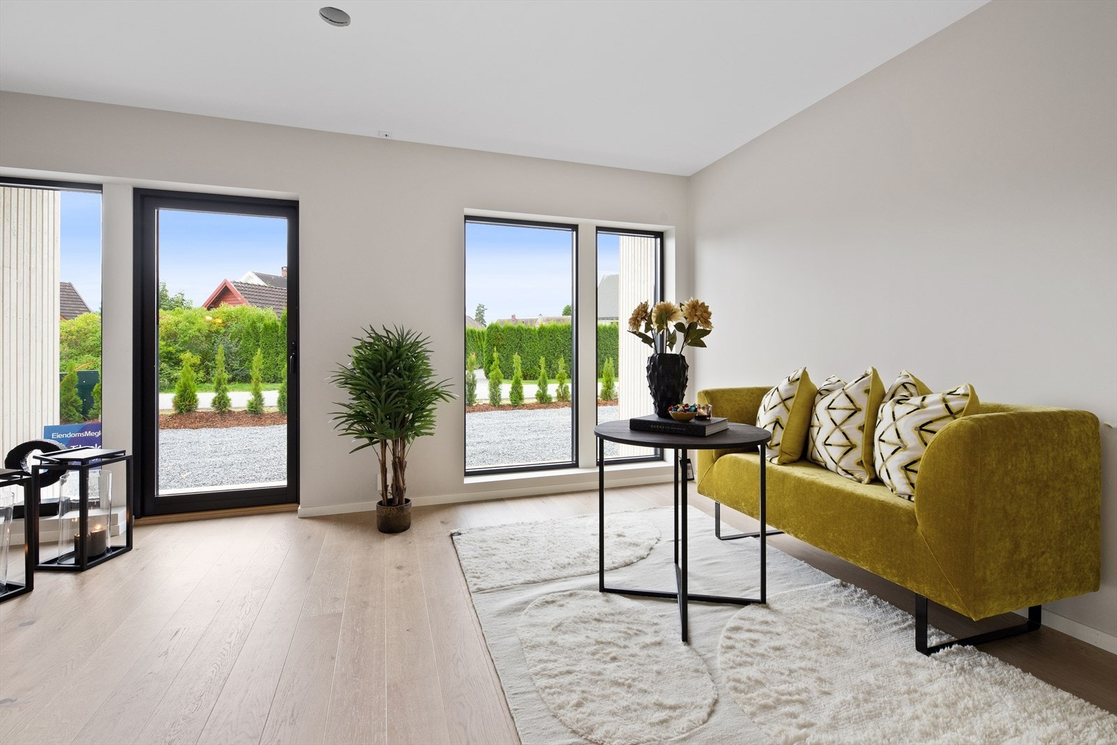 I 1. etasje har boligen en ekstra stue. Galleribilde