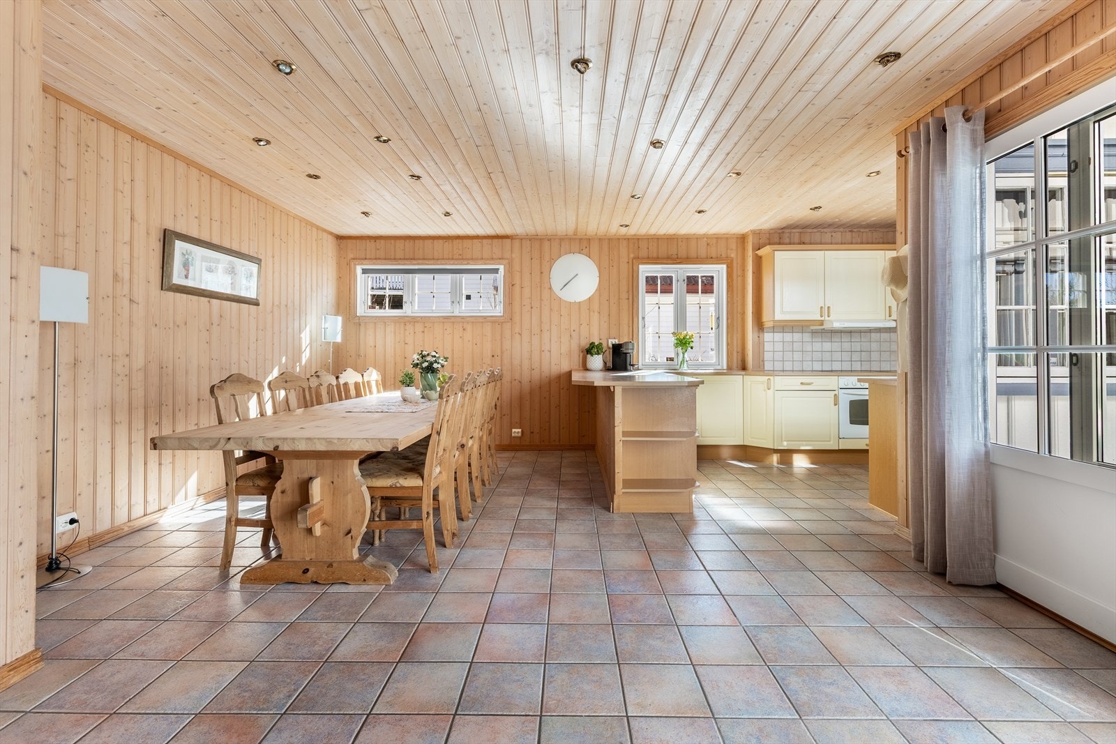 Spisestue/kjøkken Galleribilde