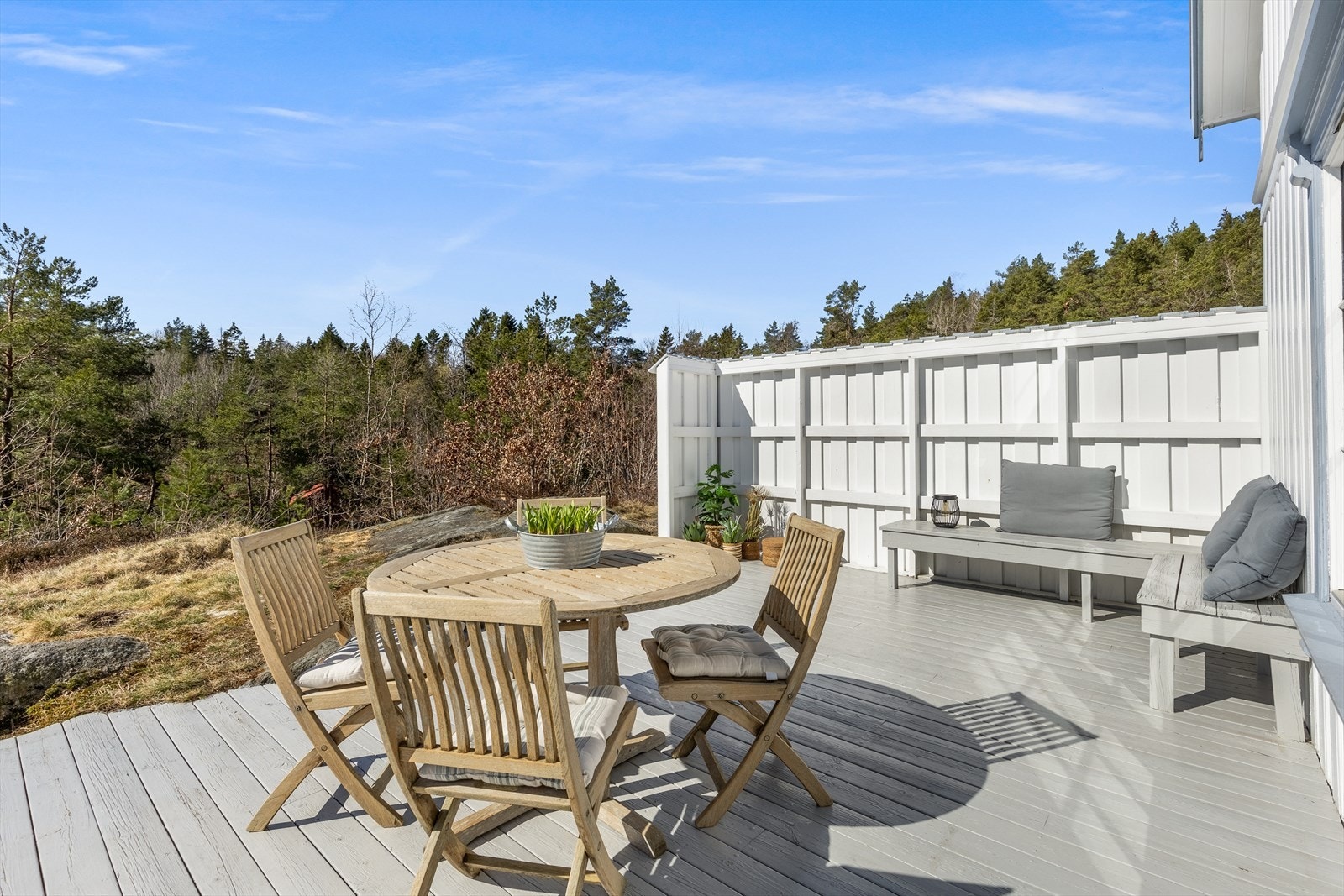 Hyggelig uteområde med god plass til familien Galleribilde