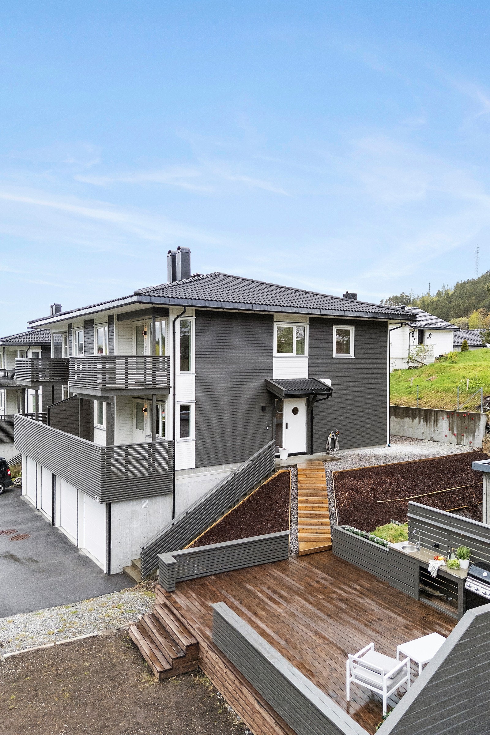 Her kan du enkelt flytte deg gjennom dagen, men det er ikke til å stikke under stol, uteområdet her blir desidert mest brukt. Galleribilde