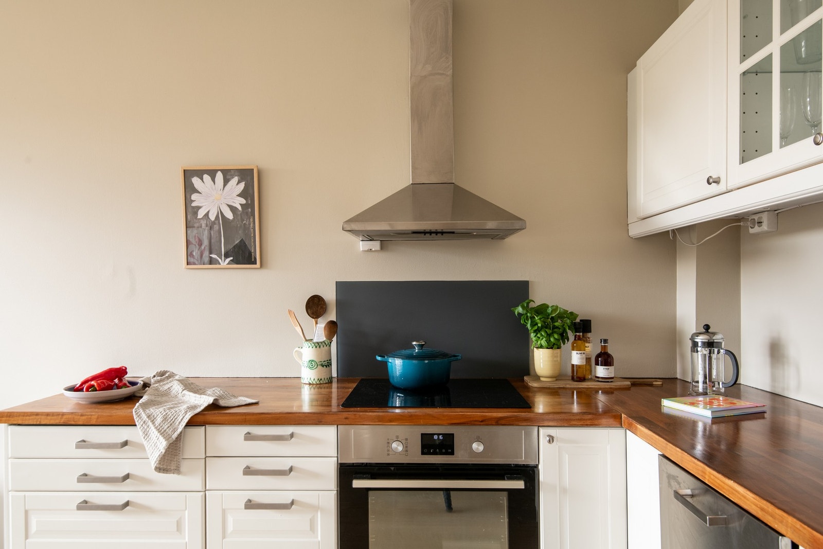 Stekeovnen og platetoppen ble byttet i 2023. Galleribilde