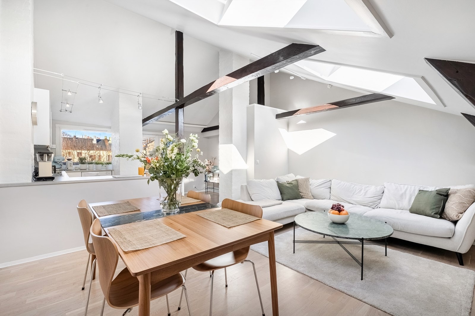 - En lekker loftsleilighet med en sentral og ettertraktet beliggenhet på beste Grünerløkka! - Galleribilde