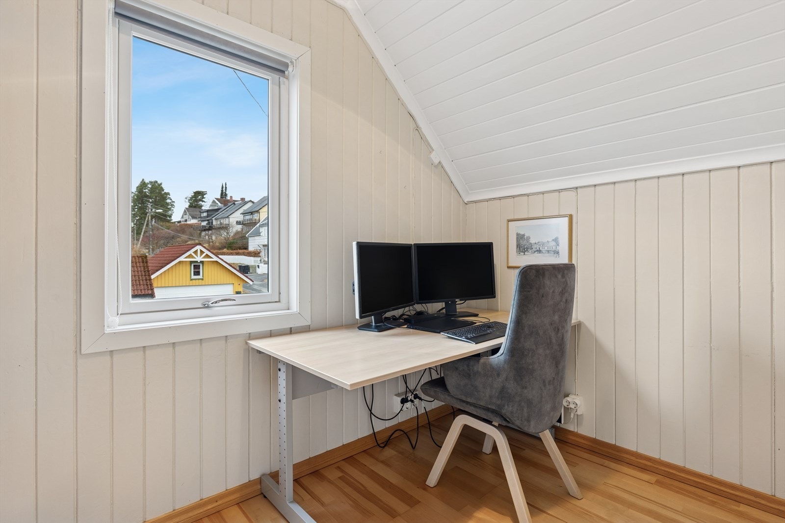 Kontor i 2 etg Galleribilde