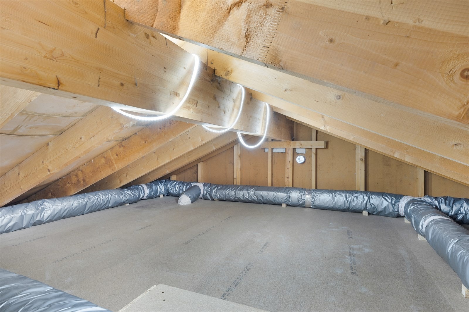 Stort lagringsloft Galleribilde