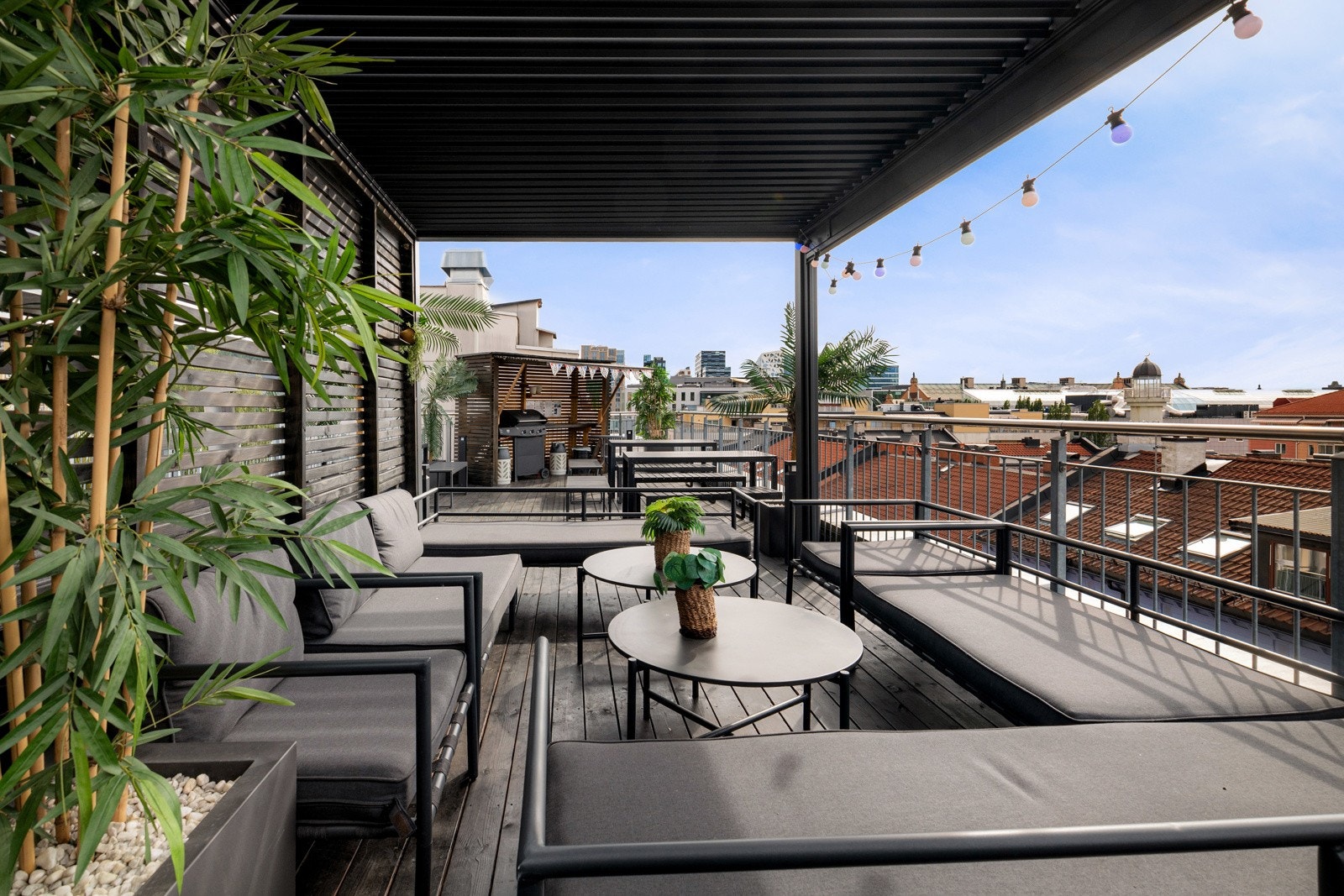 Som beboer har du også tilgang til en stor, flott og solrik felles takterrasse. Galleribilde