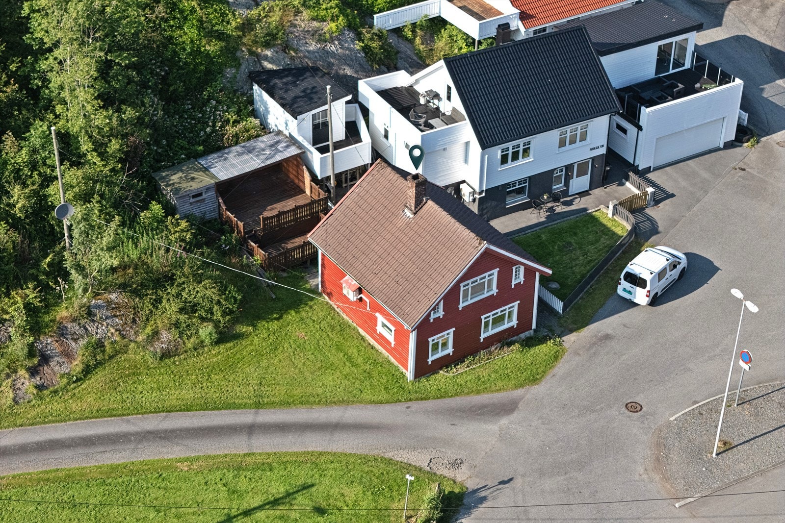 Boligen bærer preg av lite vedlikehold å renovering må påberegnes Galleribilde