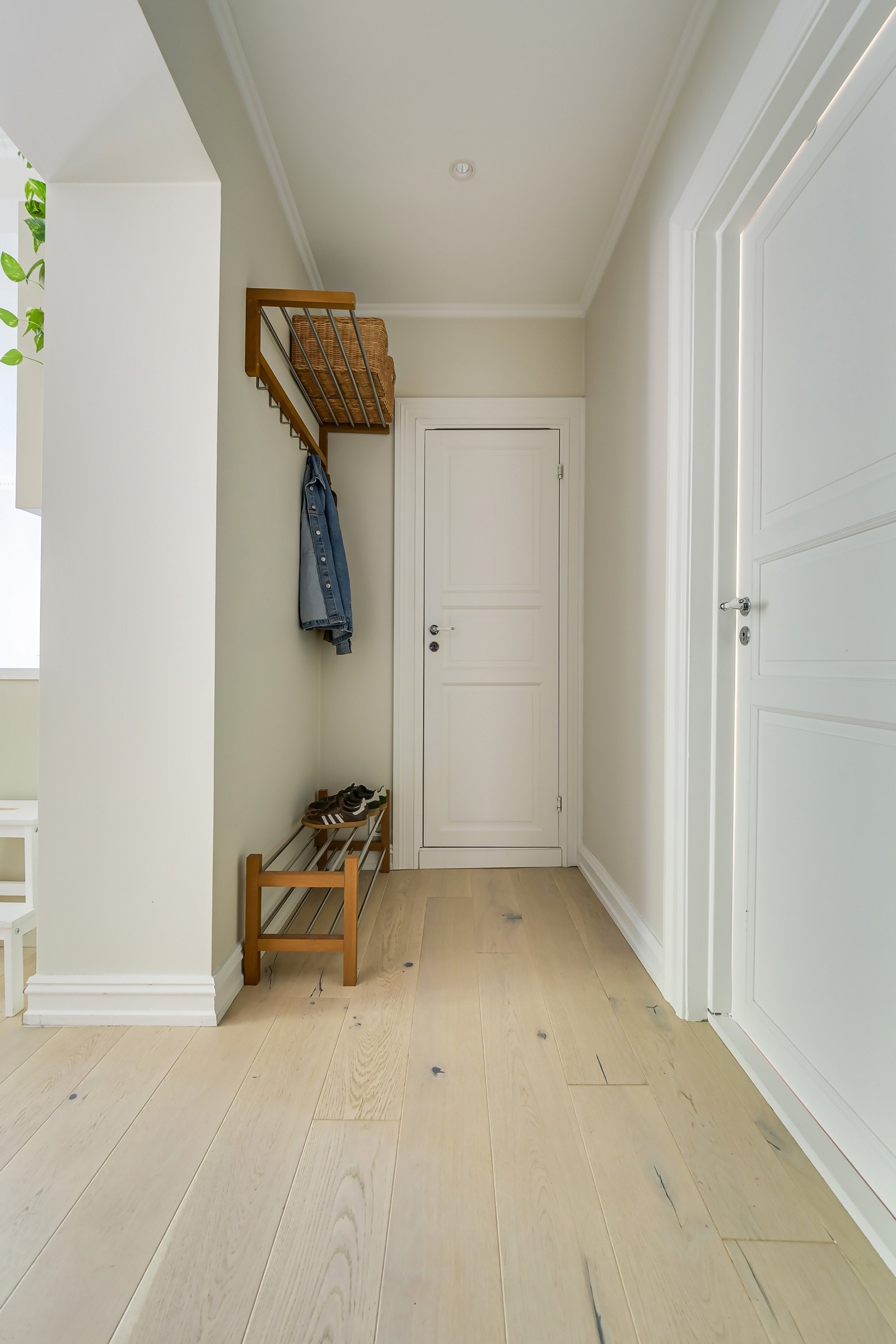 Her er det god plass til ulike oppbevaringsløsninger. Galleribilde