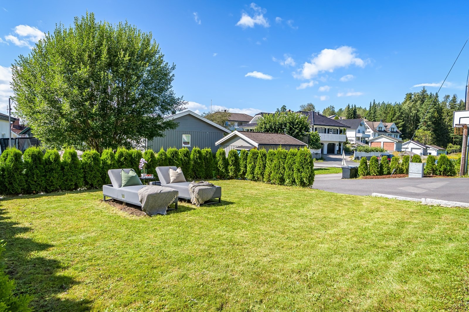 Her kan man enkelt flytte seg med eller fra solen. Galleribilde