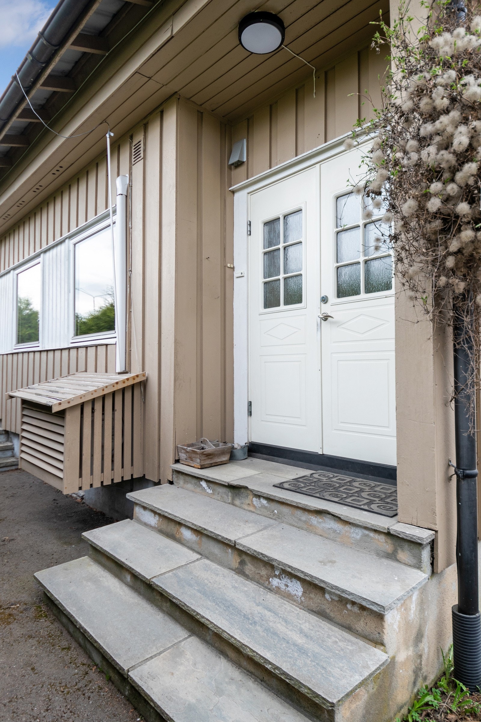 Boligen ligger sentralt innerst i en blindvei, kun 5 min kjøring fra Tønsberg sentrum Galleribilde