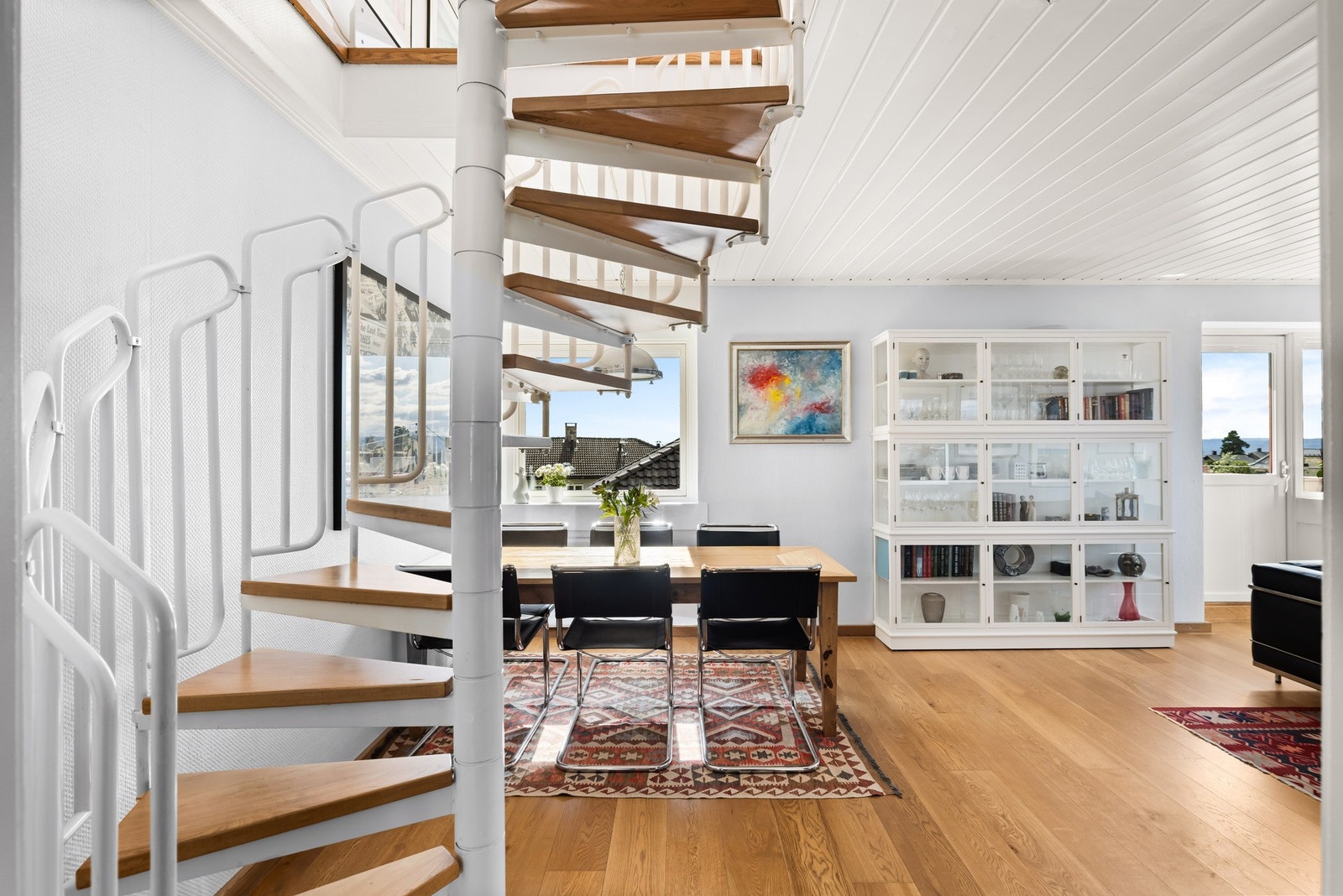 Trapp til loftsetasjen Galleribilde