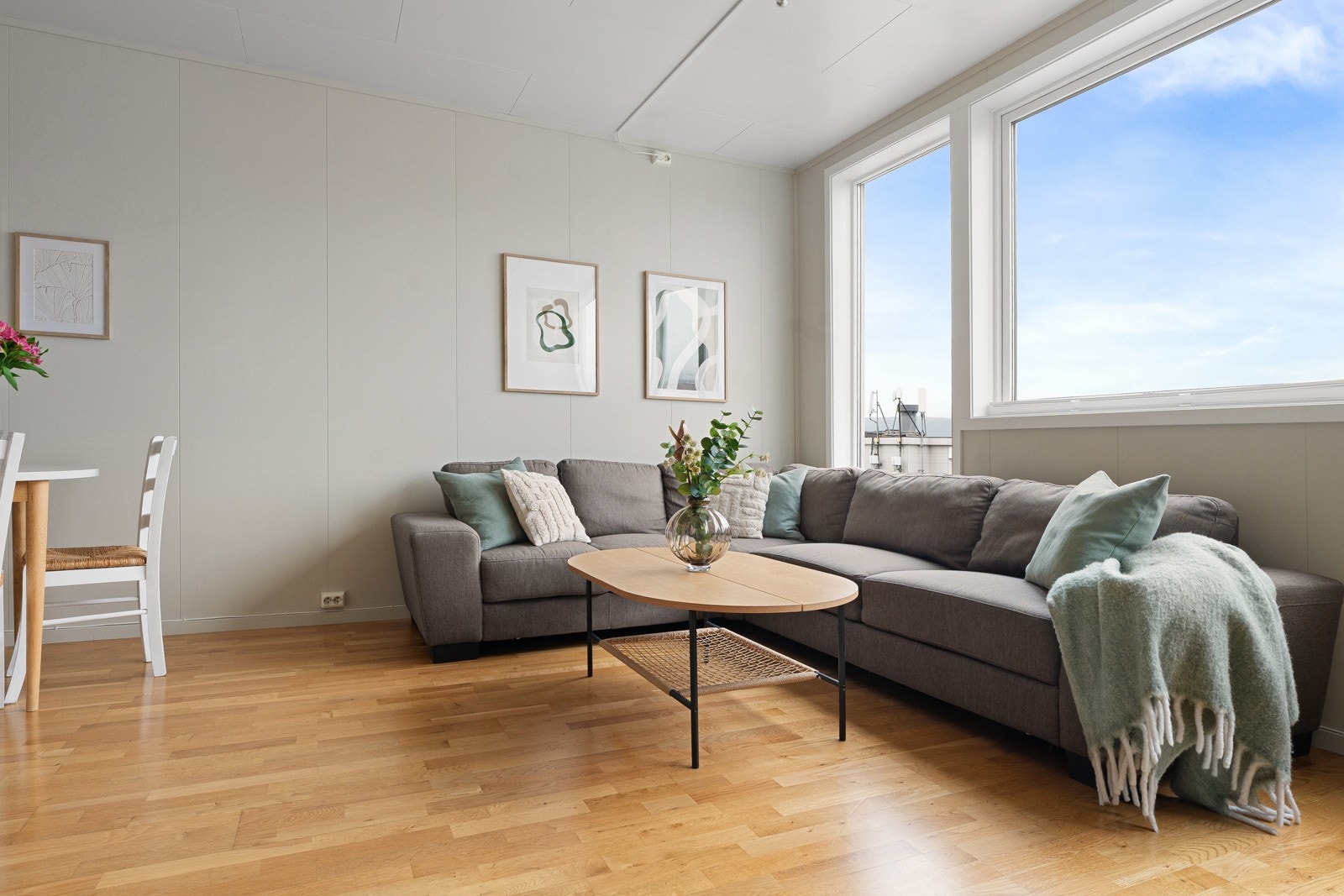 Leiligheten framstår moderne med pen standard. Galleribilde