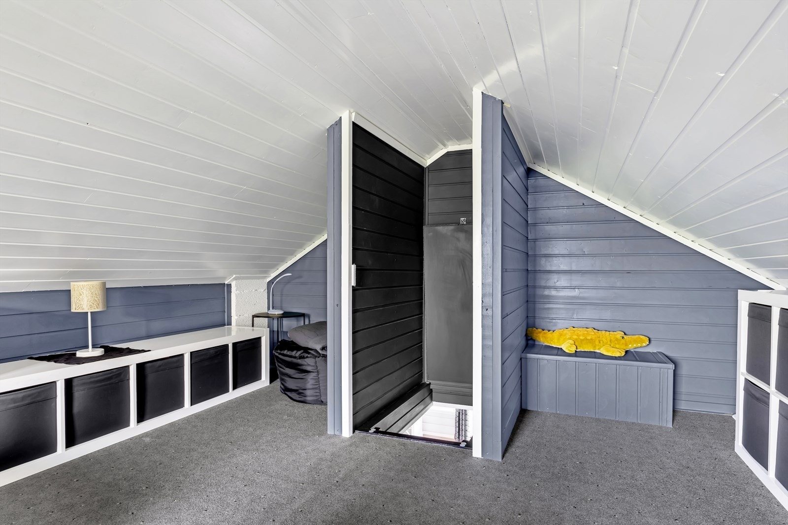 - Hemsen har et ikke måleverdig areal på 19m² - Galleribilde