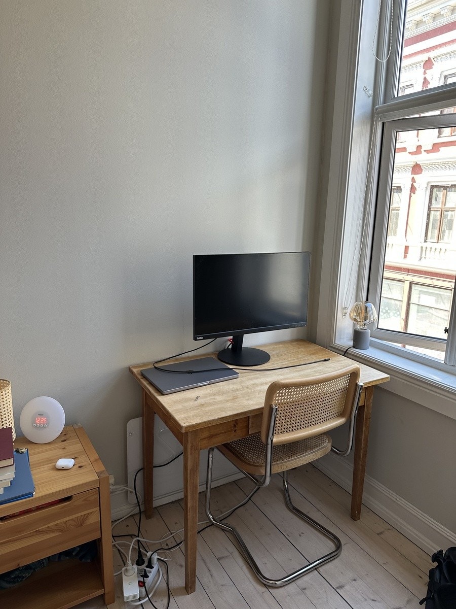Kontor på soverommet. Galleribilde