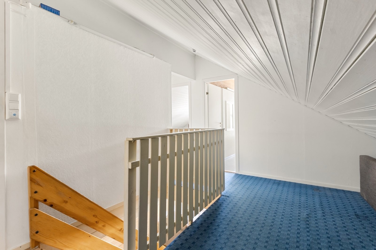 Trapperom/gang Galleribilde