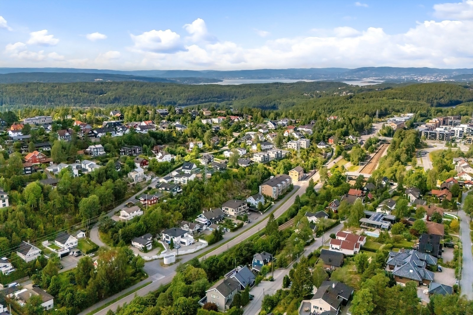 Kort vei til Myrvoll Torg og stasjon Galleribilde
