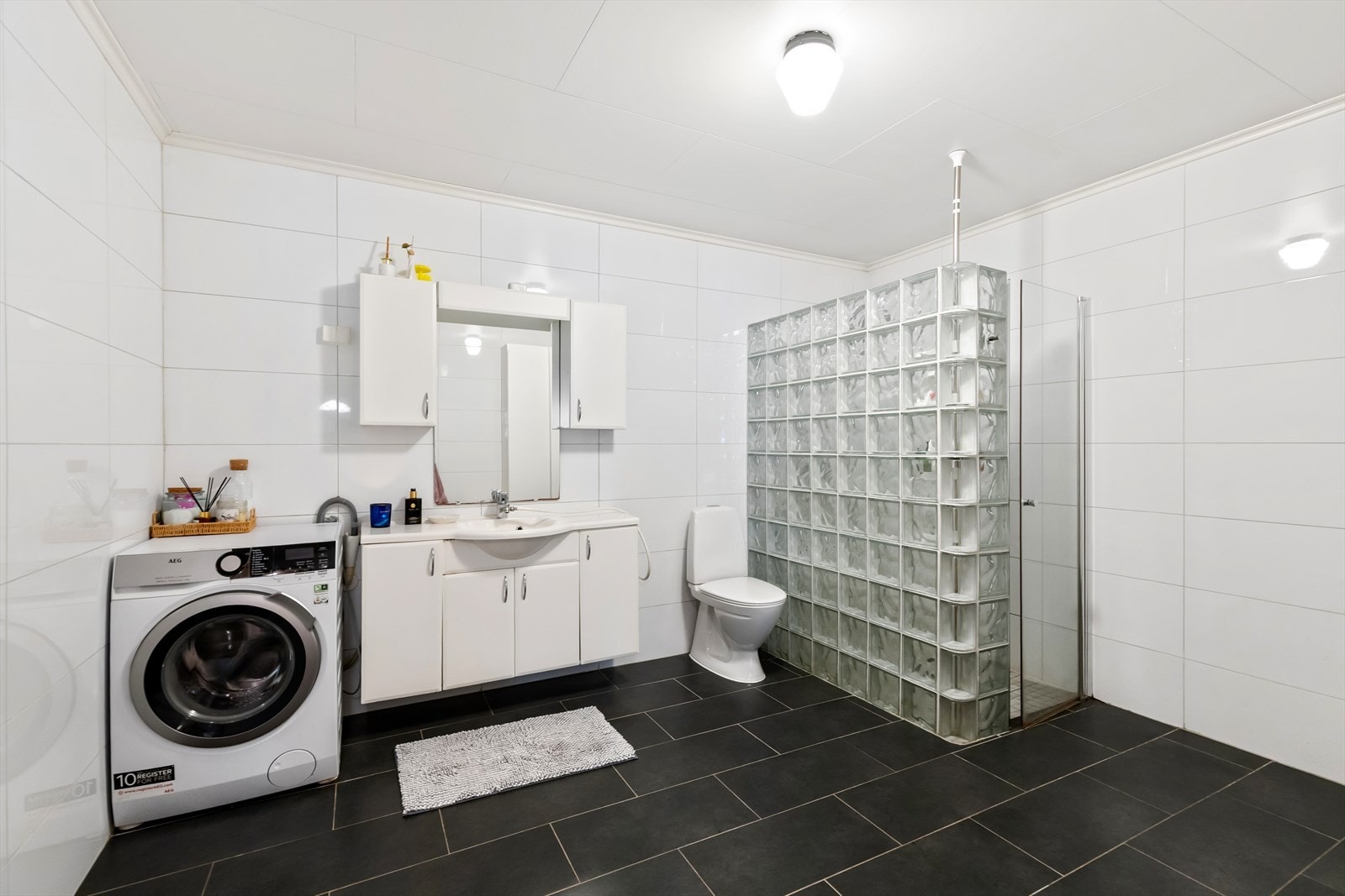 Baderom i underetasje Galleribilde