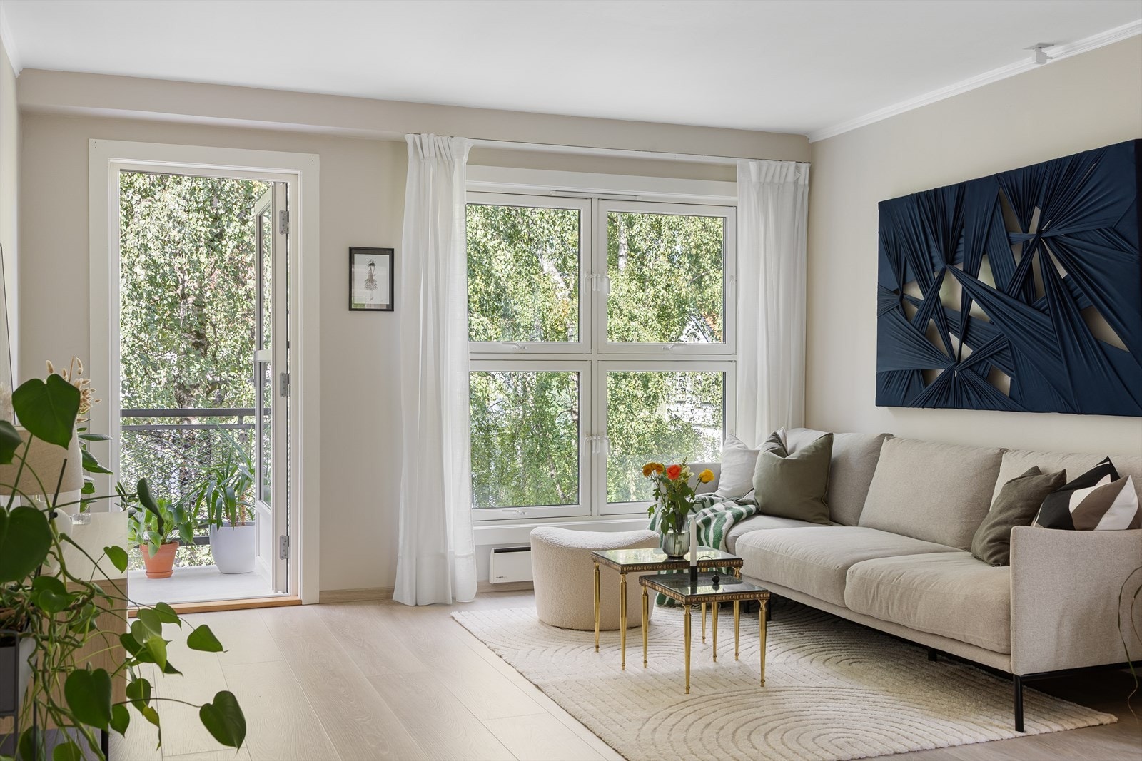 Selger leier i dag parkering i garasjeanlegget for 650,-. Denne avtalen kan videresføres dersom ny eier ønsker det. Galleribilde