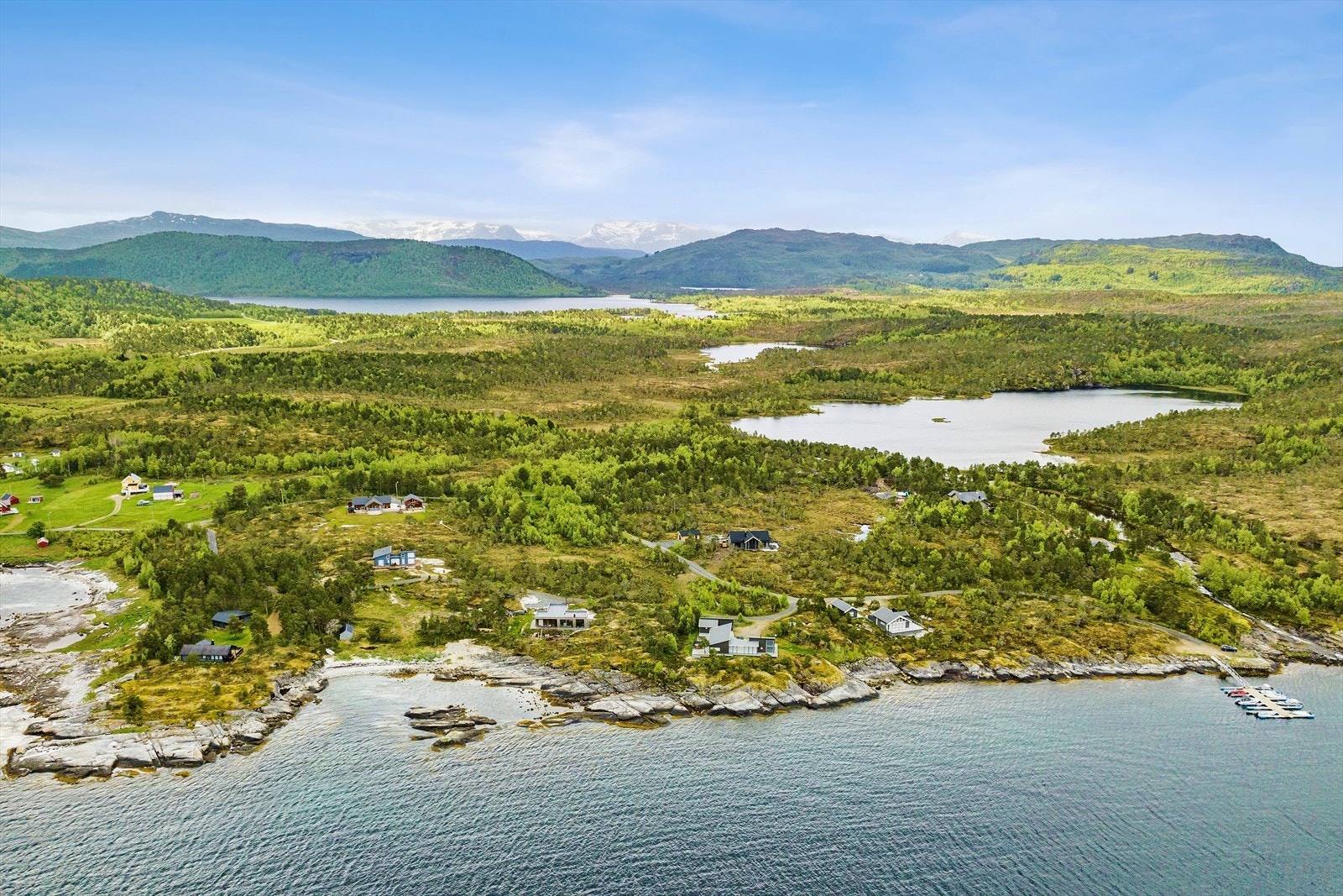 Den naturskjønne beliggenheten gir deg også muligheten til å utforske kysten og oppleve det rike dyrelivet som finnes i området. Galleribilde