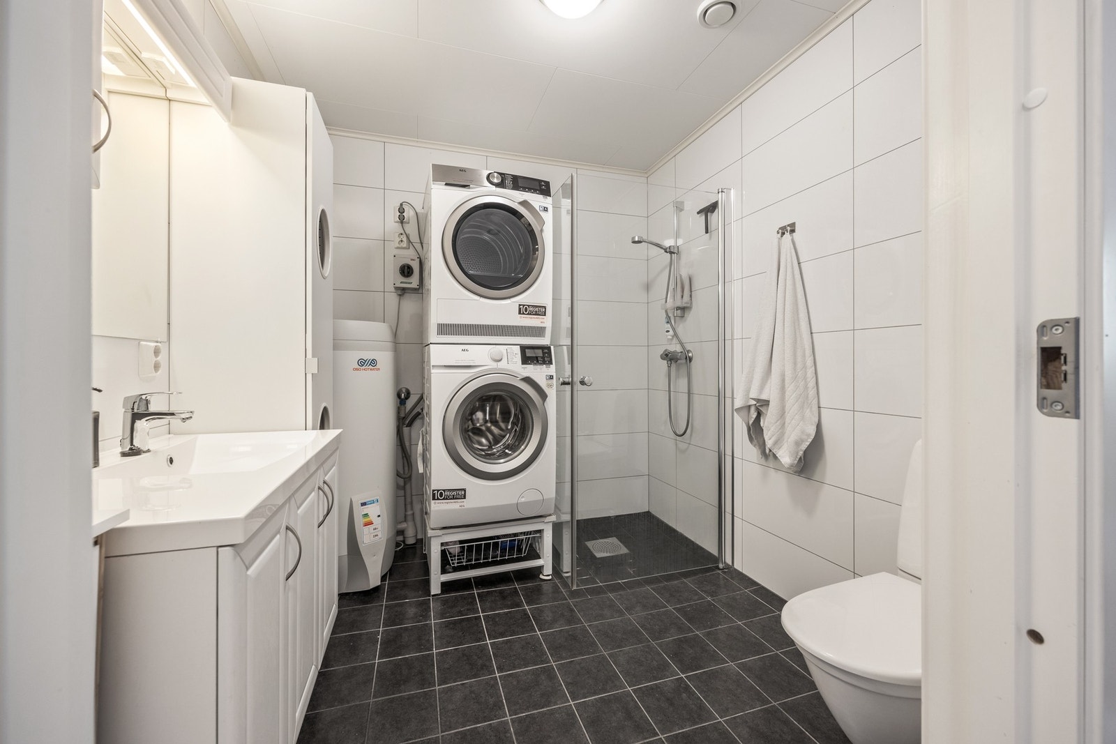 Bad - ca 5,5 kvm. Galleribilde