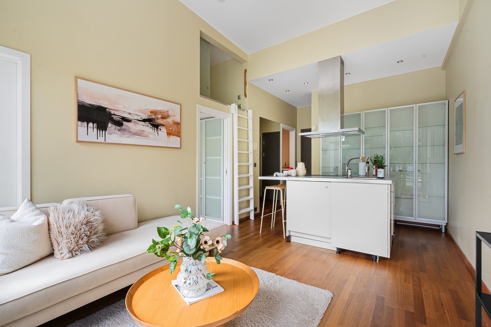 Lene Hviding v/Krogsveen har gleden av å presentere Verven 2B. Galleribilde