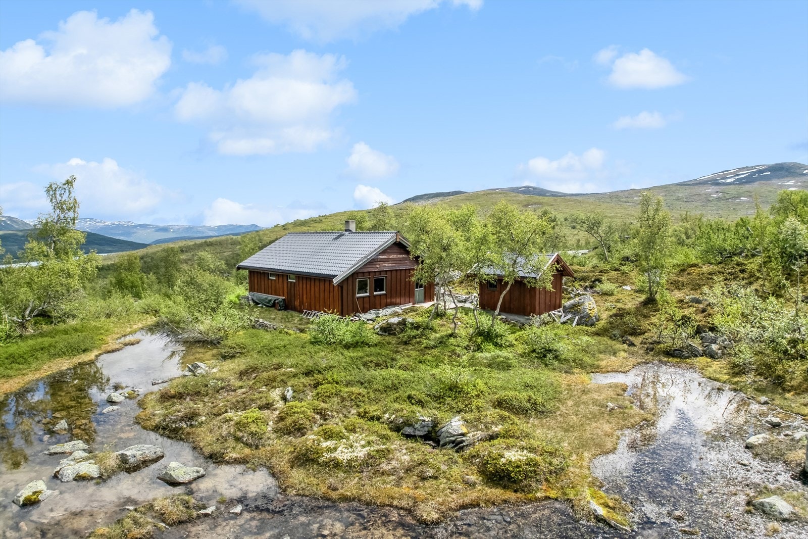 Eiendomsmegler1 v/ Sara E. Løken presenterer Strynsfjellvegen 175! Galleribilde
