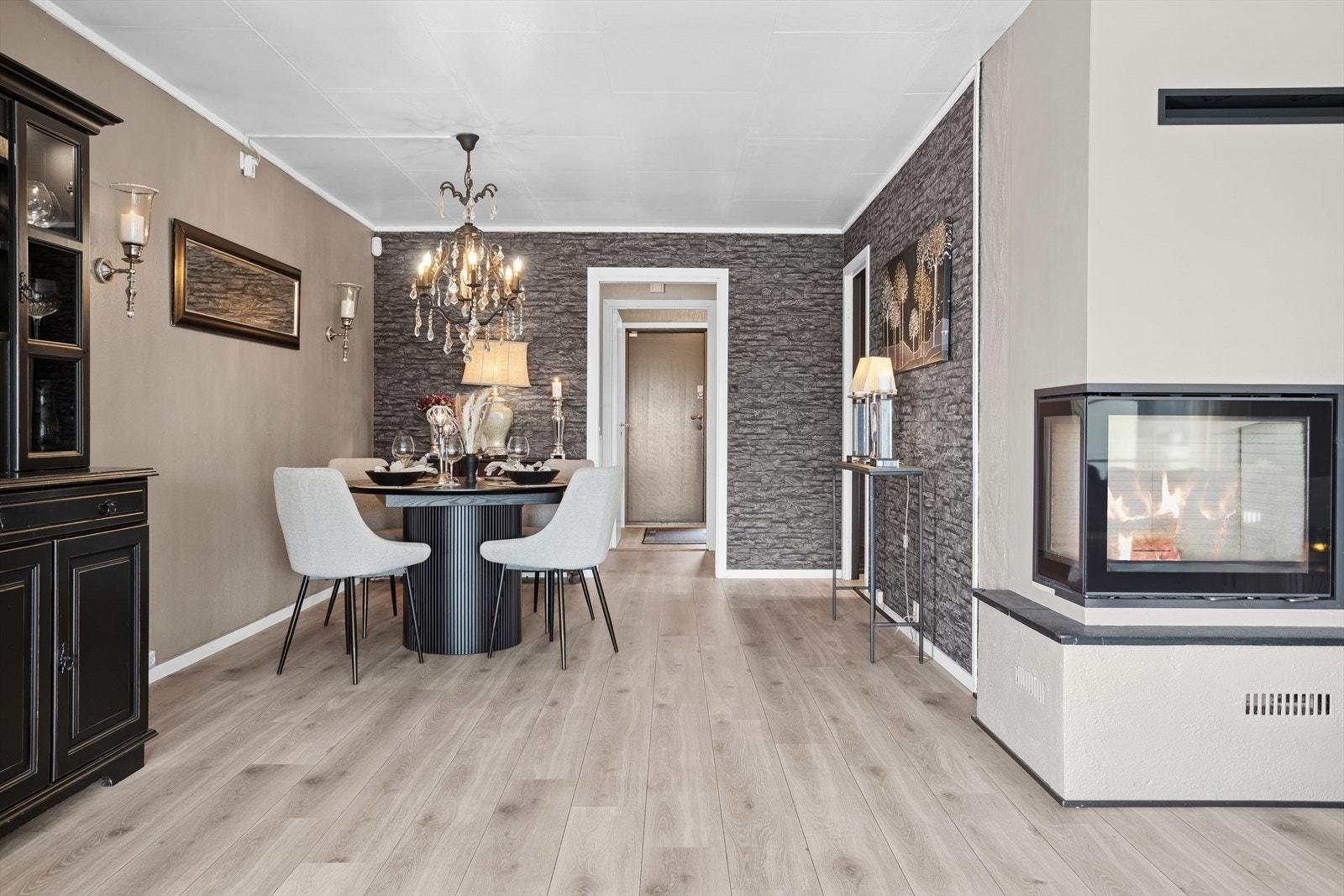 Peisinnsatsen fra 2016 er rommets blikkfang. Galleribilde