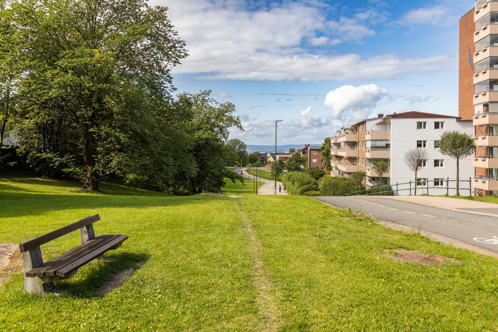 Eiendommen ligger i et etablert og attraktivt område på Disen. Galleribilde