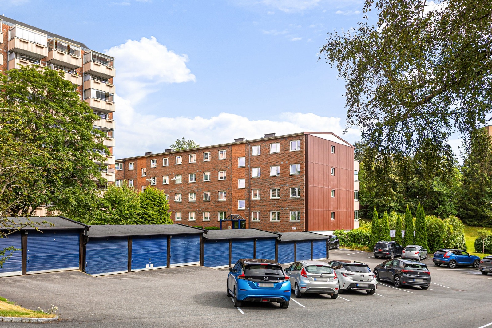 Det er gode parkeringsmuligheter i nærområdet. Galleribilde