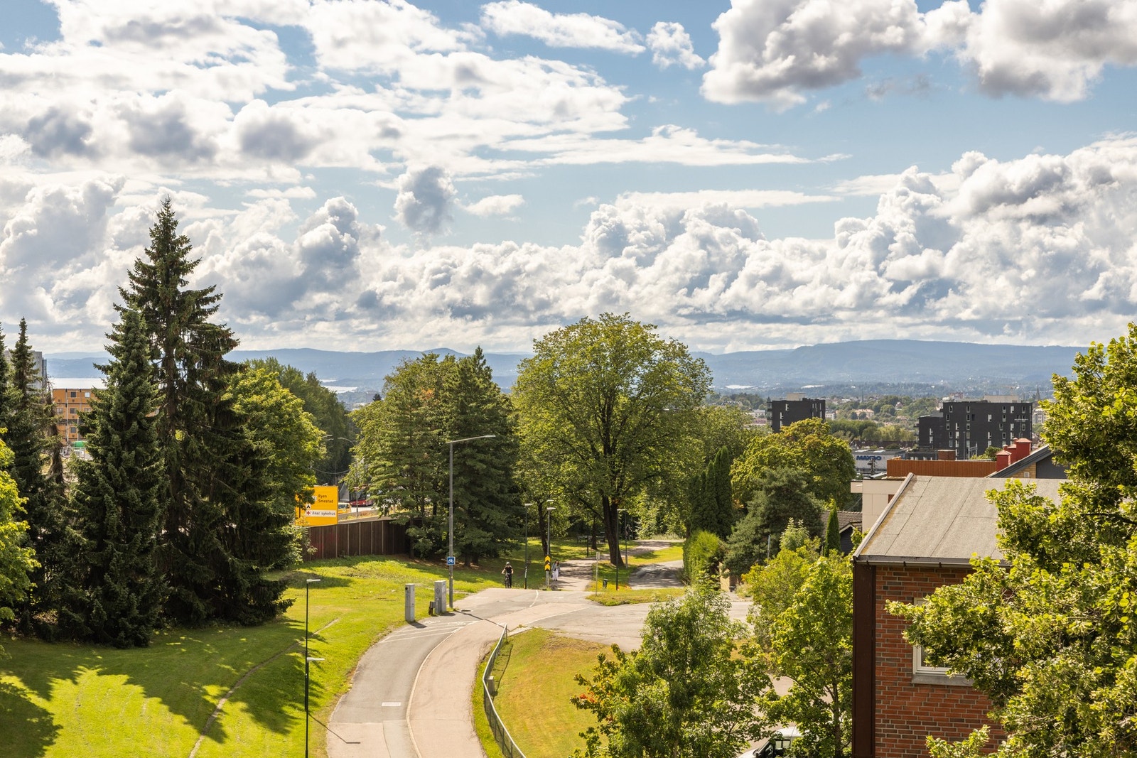 Høyt og fritt beliggende uten innsyn. Galleribilde