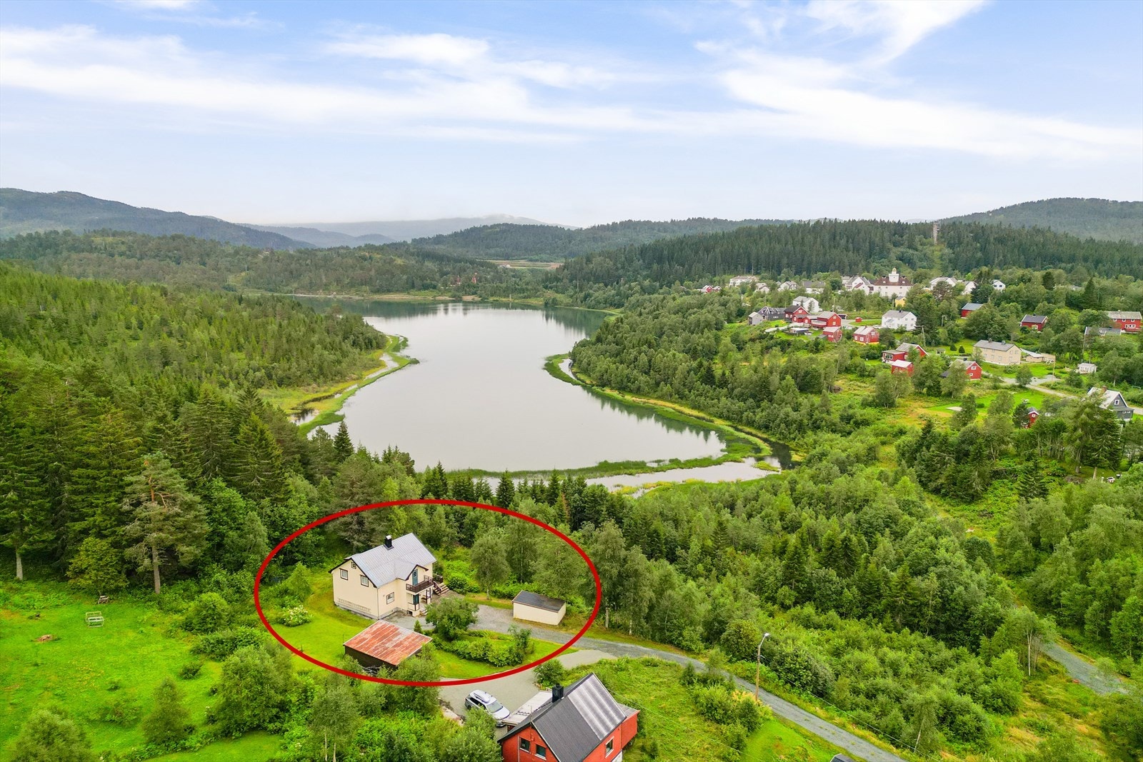 Flott enebolig på Bjørnli med fin beliggenhet i Nordvika Galleribilde